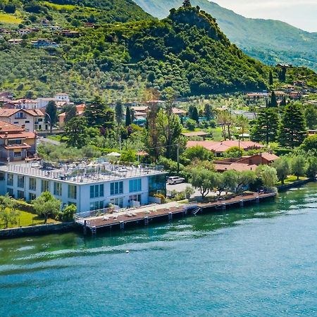 Direttamente Al Lago Apartments Marone Eksteriør billede