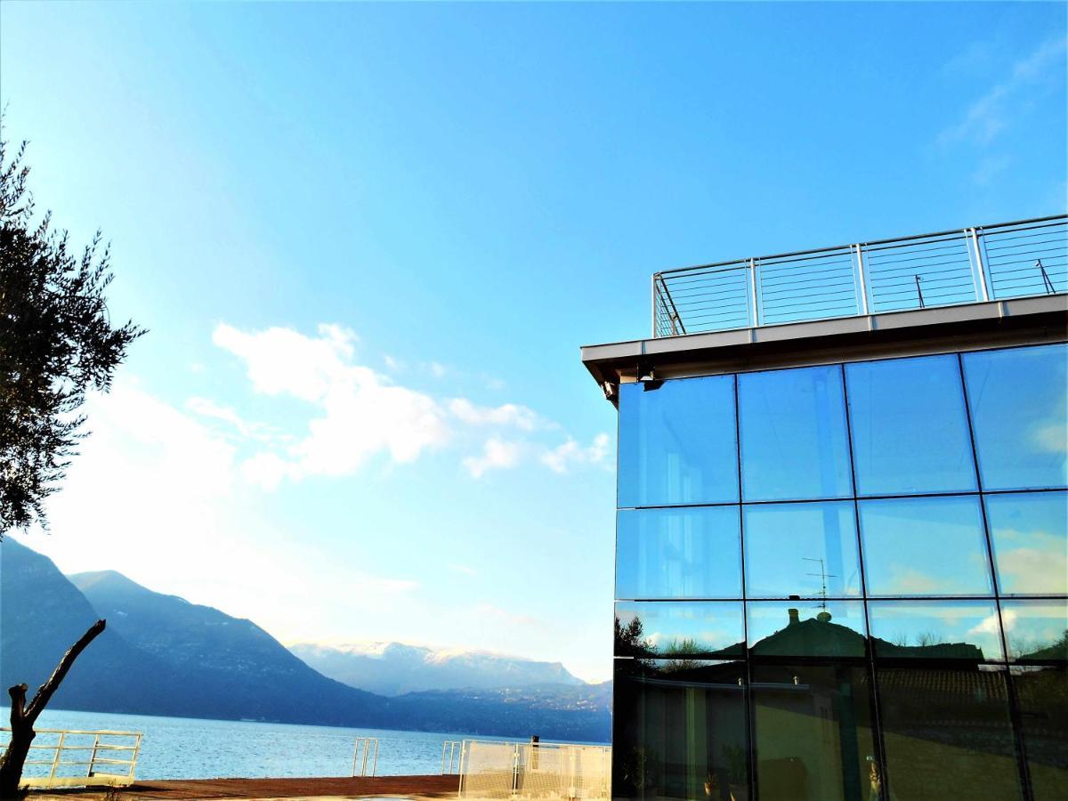 Direttamente Al Lago Apartments Marone Eksteriør billede